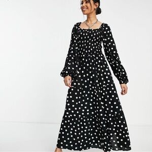 Spot Shirred Bust Volume Sleeve